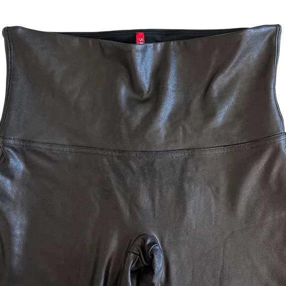 Spanx Faux Leather Leggings in Black Size XL - Picture 3 of 10